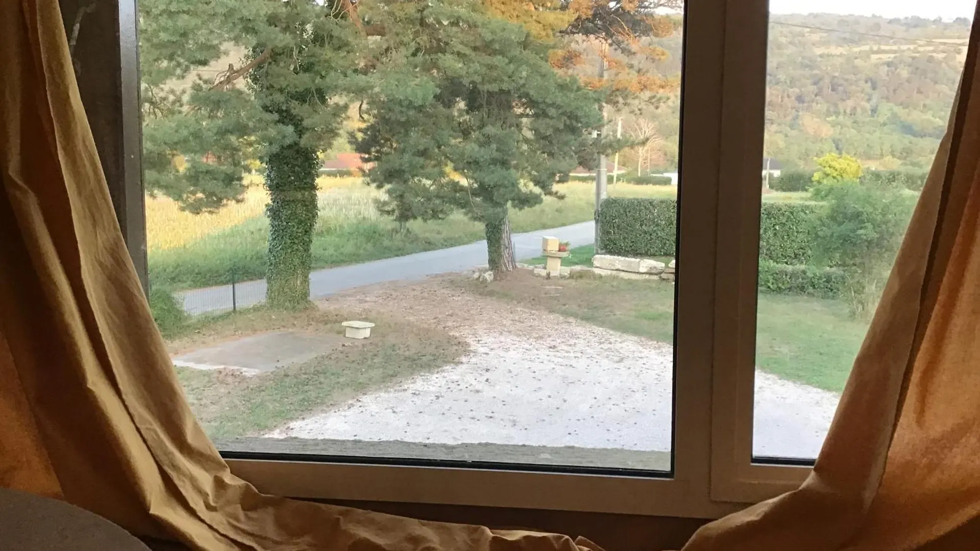 Bed & Breakfast Chambre D Hote Lucye Treffort