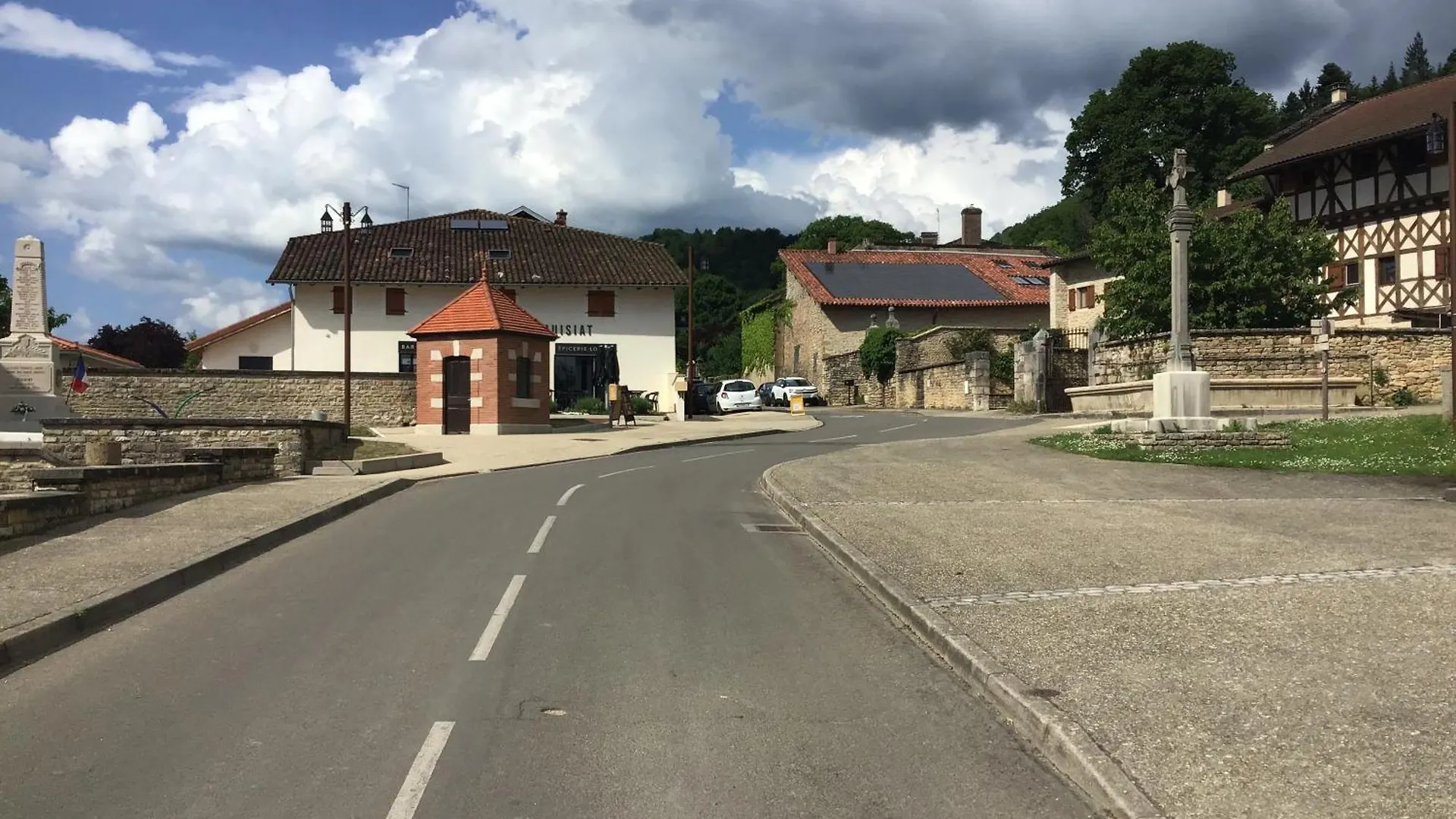 Chambre D Hote Lucye Treffort  Panzió